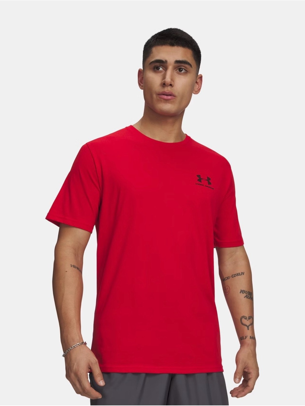 Under Armour UA Left Chest Logo T-Shirt Red Size Medium Loose Fit